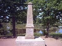 Bia�owie�a - Obelisk w Bia�owie�y