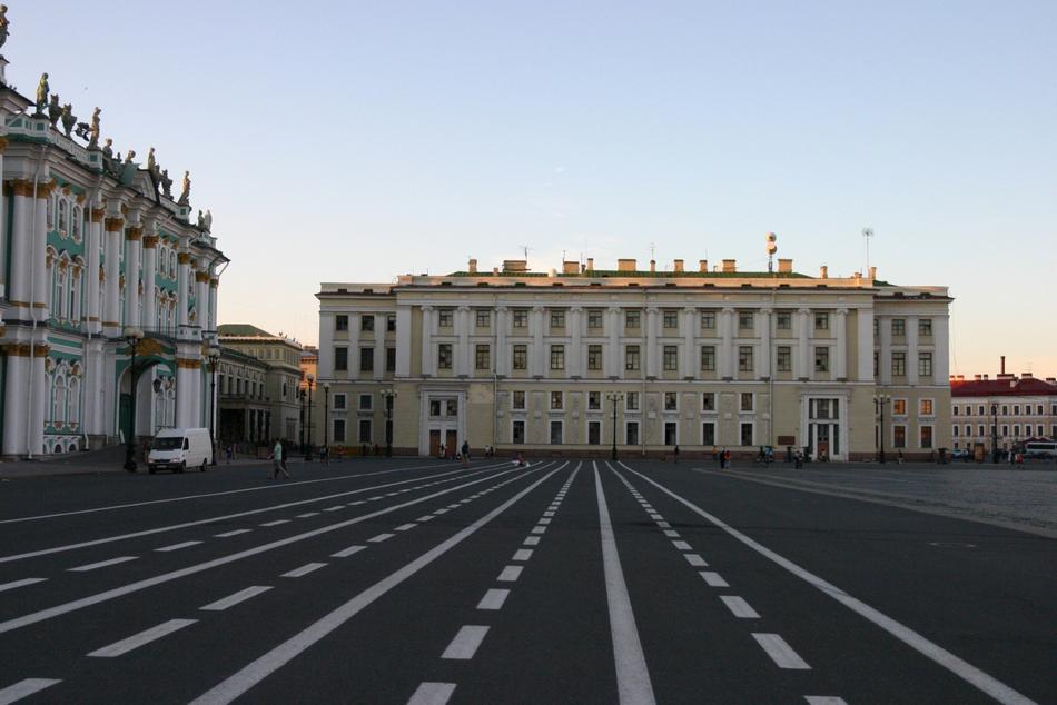 Sankt Petersburg - Plac przed Pałacem Zimowym