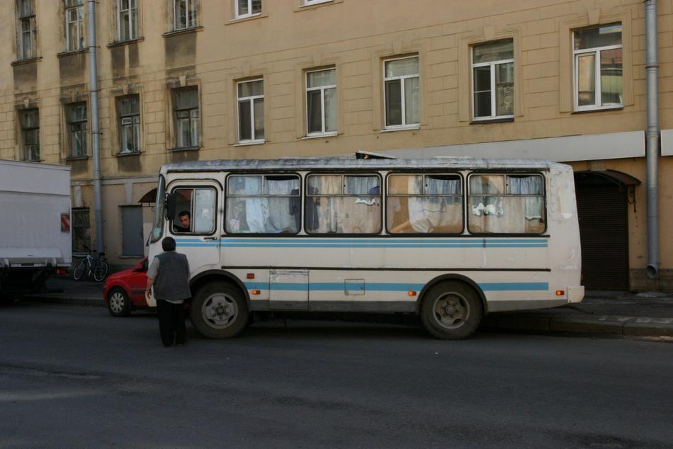 Sankt Petersburg - Marszrutka - prywatne busy 