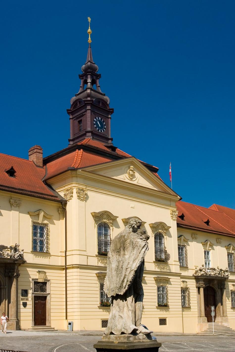 Brno - Stary ratusz w Brnie to obecnie najstarszy budynek o charakterze świeckim w mieście