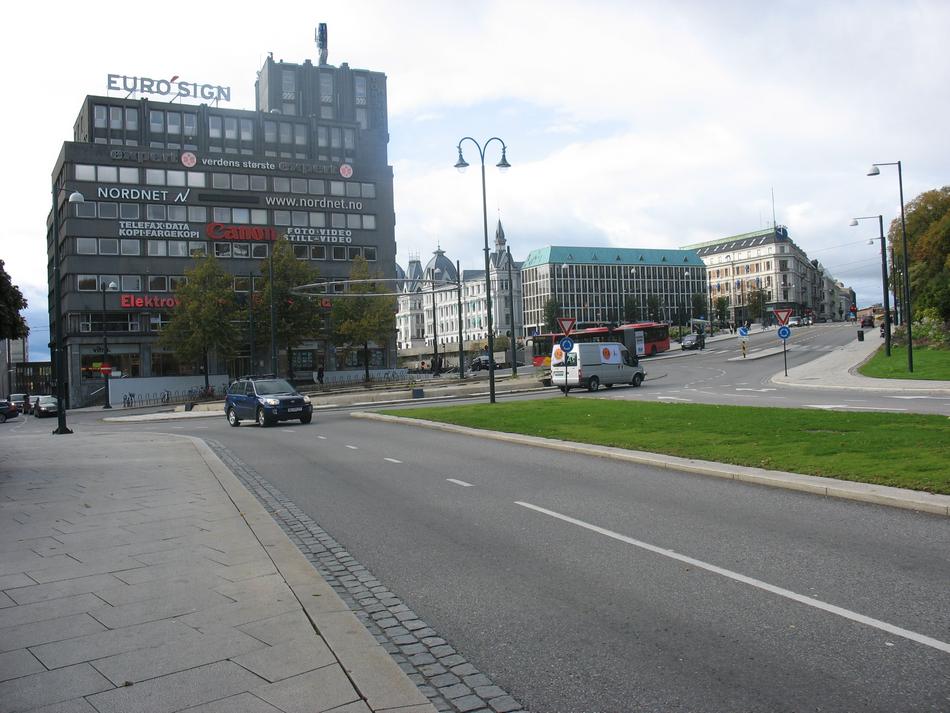 Oslo - Okolice Pałacu Krlewskiego