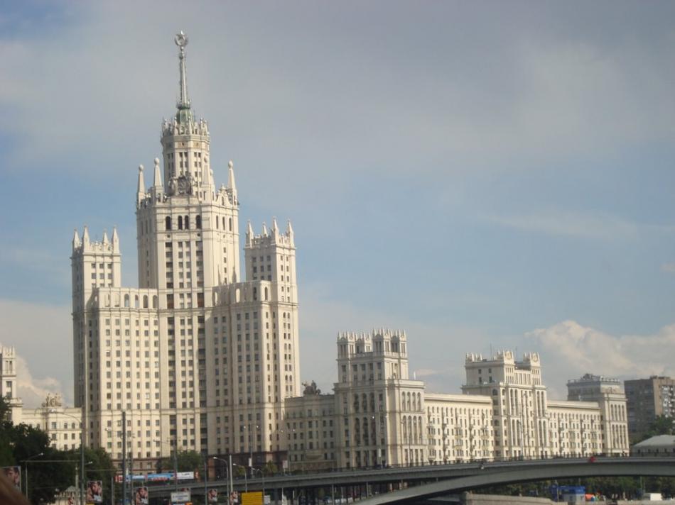 Moskwa - Blok mieszkalny Kotielniczieskaja
