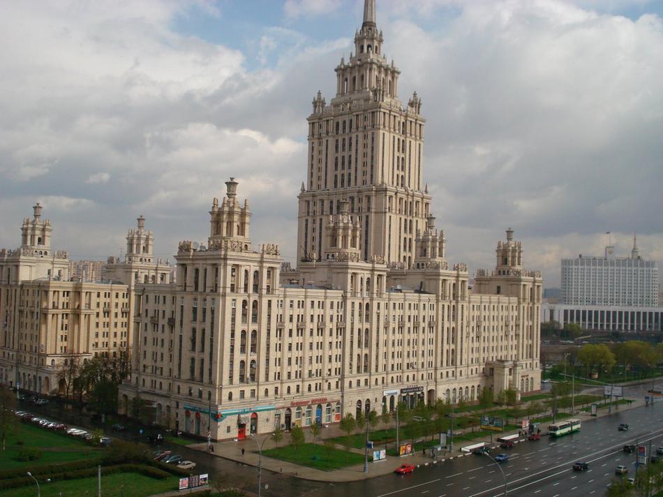 Moskwa - Hotel Ukraina- do niedawna był najwyższym budynkiem Moskwy