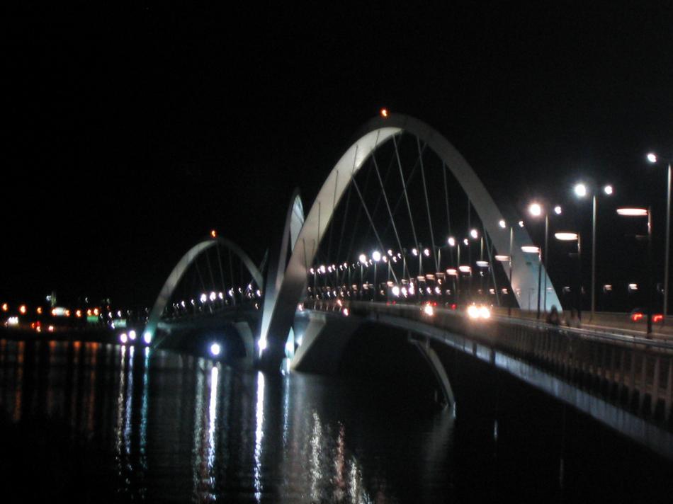 Brasilia - Juscelino Kubitschek Bridge