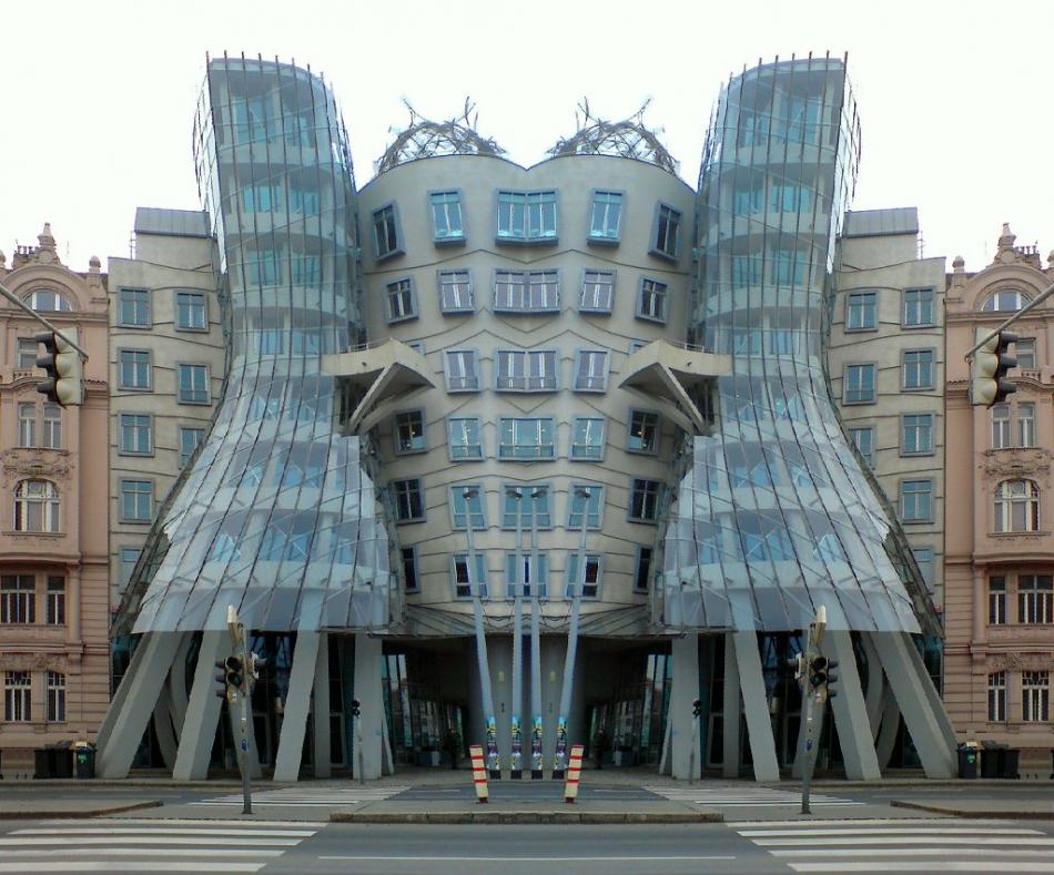Praga - Budynek pochodzi z 1996 roku