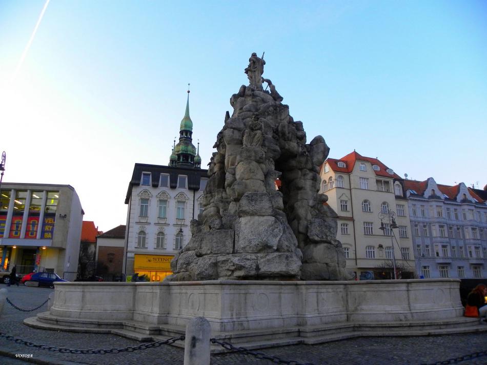 Brno - Główną ozdobą rynku jest barokowa fontanna 