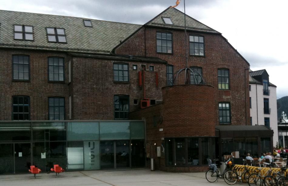 Bergen - Była fabryka puszkowania sardynek 