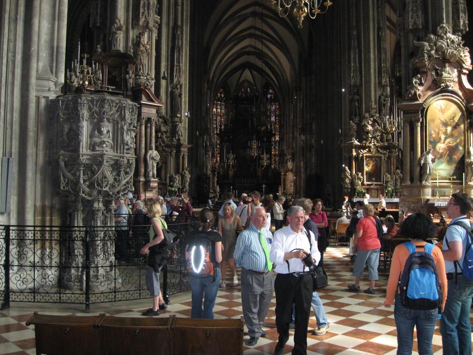 Wiedeń - Wnętrze Katedry św. Szczepana w Wiedniu