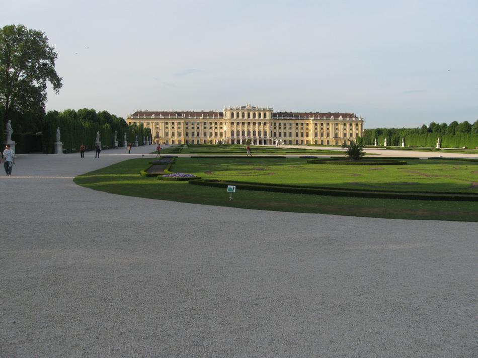 Wiedeń - Schoenbrunn letnia rezydencja Habsburgw.